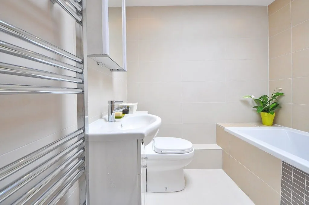 Neutral Bathroom